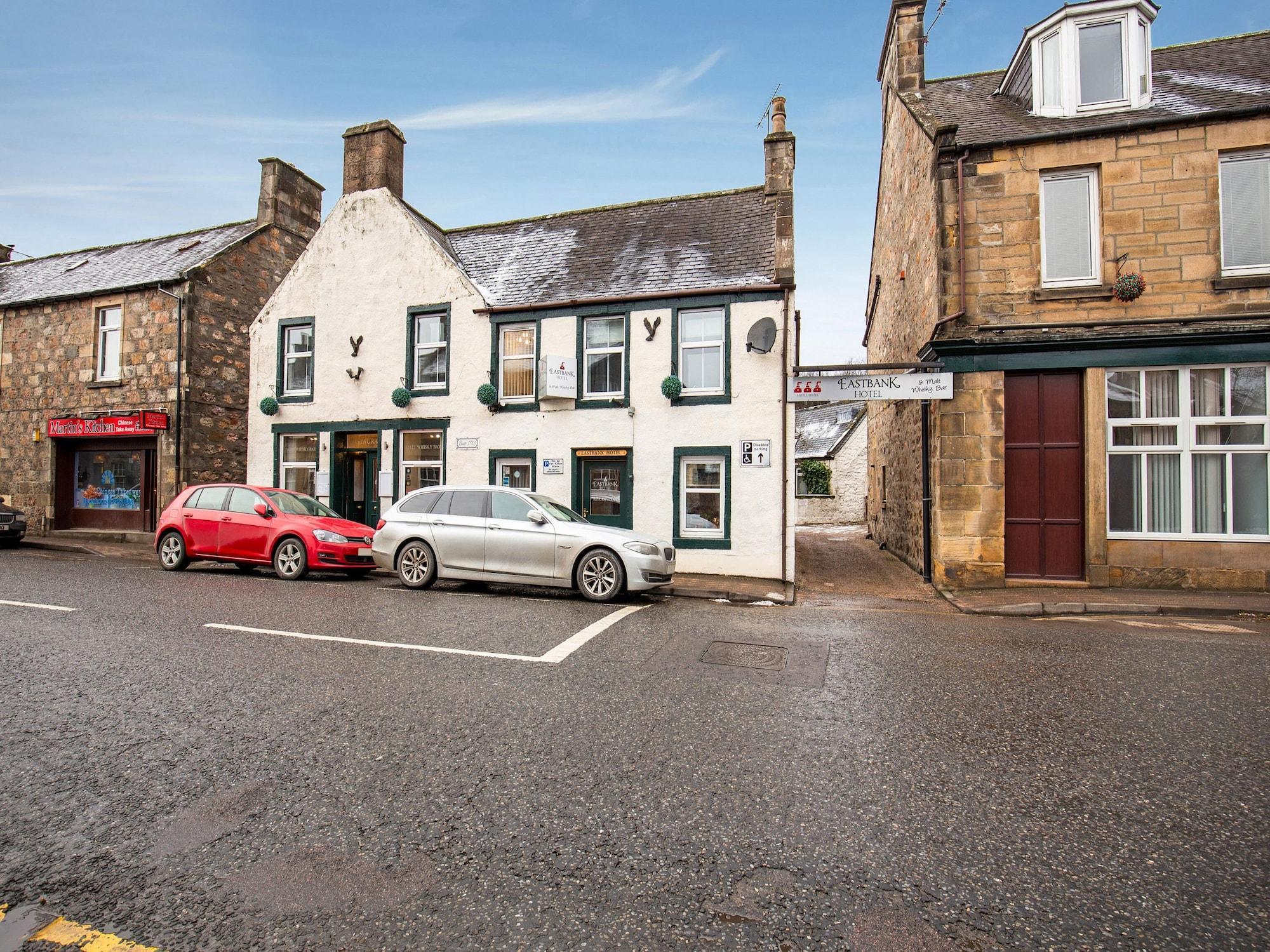 Oyo Eastbank Hotel, Speyside Scotland Rothes Экстерьер фото