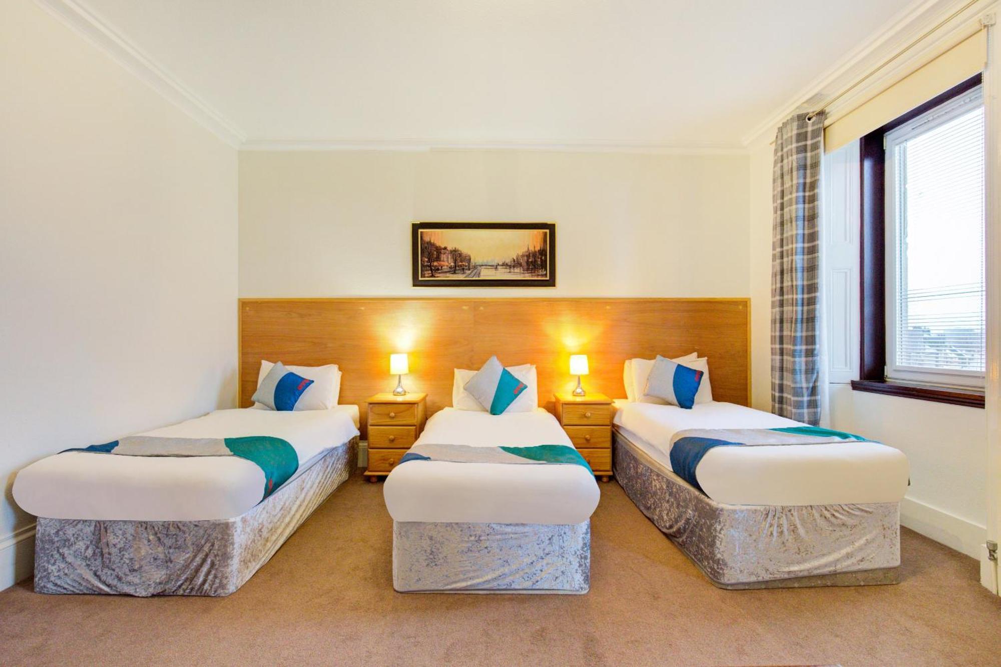 Oyo Eastbank Hotel, Speyside Scotland Rothes Экстерьер фото